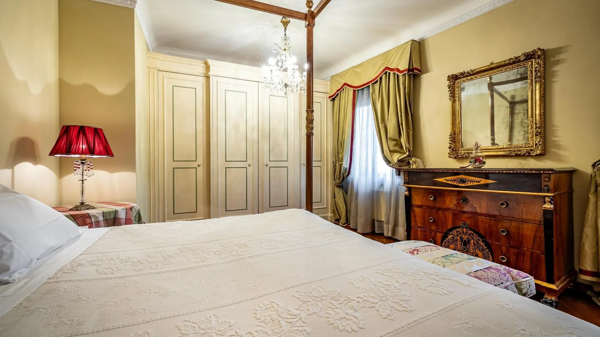 Apartment Yd Penthouse Breathtaking Views Over Ponte Vecchio Florence