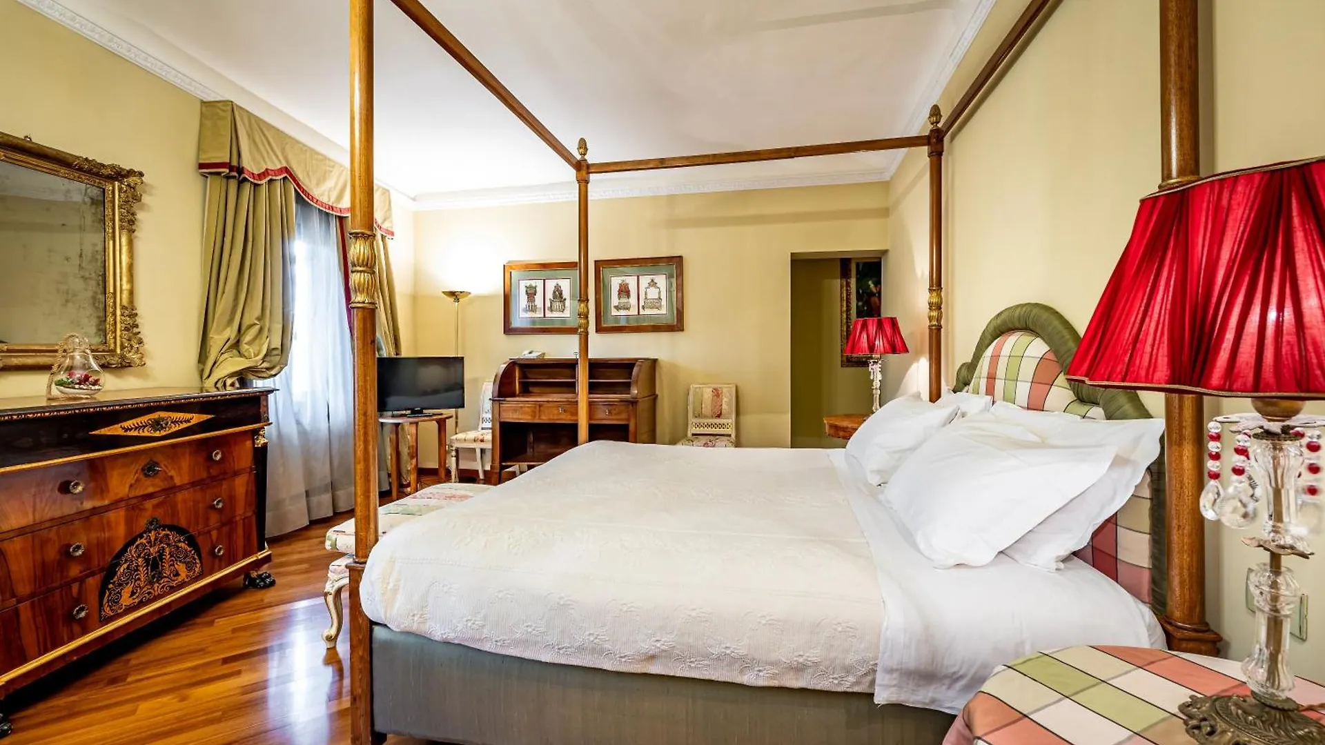 Apartment Yd Penthouse Breathtaking Views Over Ponte Vecchio Florence