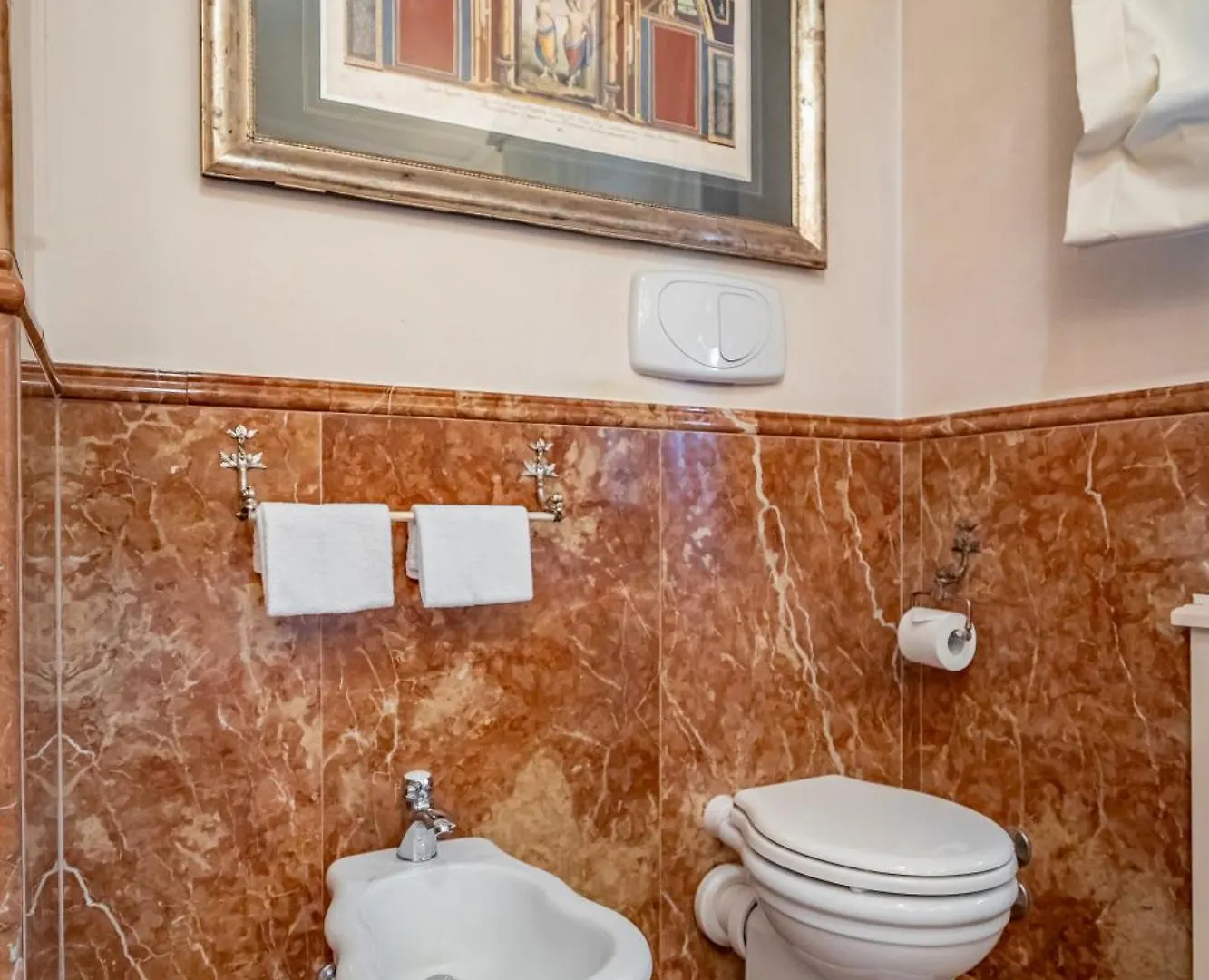 Apartment Yd Penthouse Breathtaking Views Over Ponte Vecchio Florence Italy